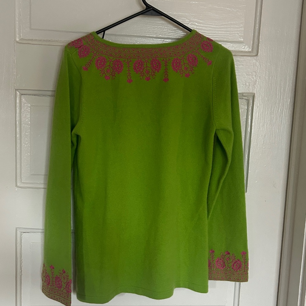 Lilly Pulitzer Vibrant Green and Pink Sweater - Picture 4 of 4